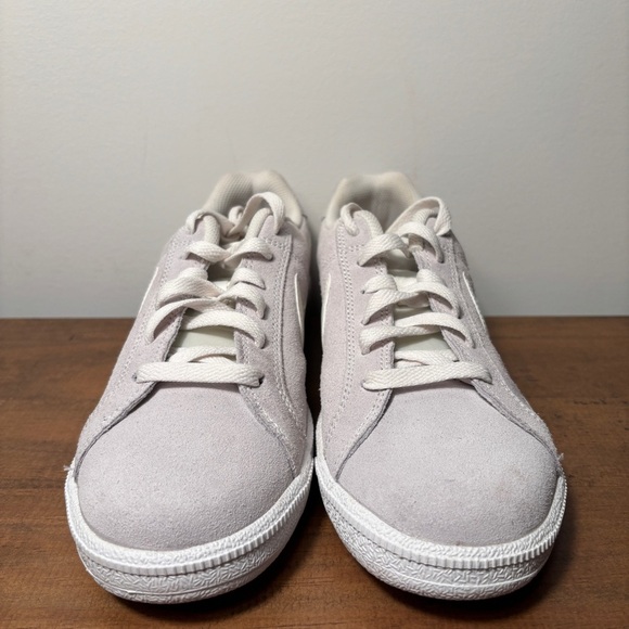 NIKE Women’s Court Royale Premium Sneakers Shoes Phantom White AJ7731-001 Size 9 - Picture 2 of 7